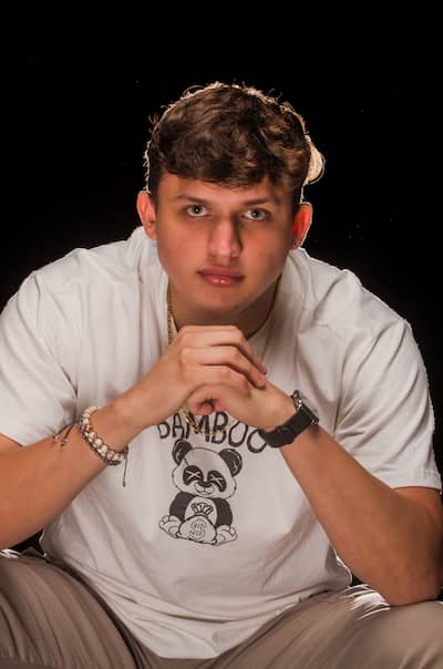 Foto de Roberth, fundador de Cobra Con Roberth